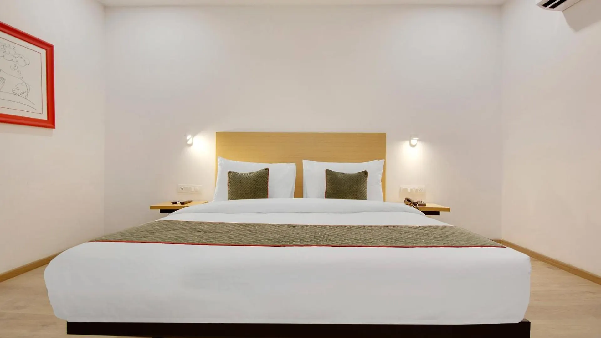 Townhouse Sector 49 Near Logix City Centre Noida India
