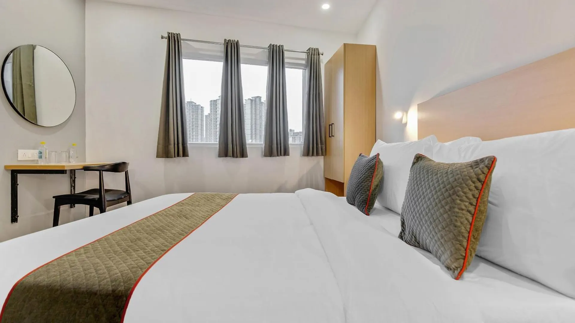 Townhouse Sector 49 Near Logix City Centre Noida India