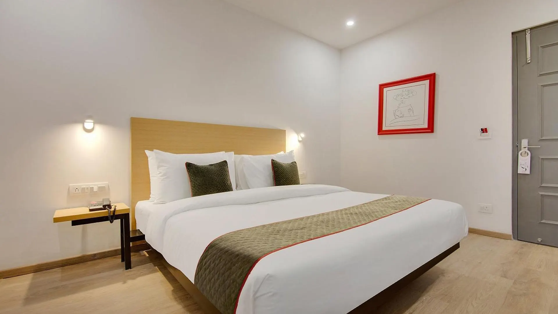 **** Hotel Townhouse Sector 49 Near Logix City Centre Noida India