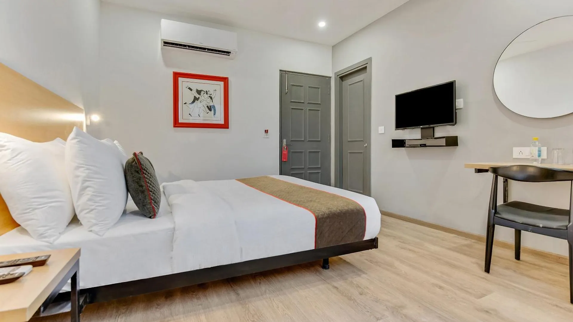 Townhouse Sector 49 Near Logix City Centre Noida India