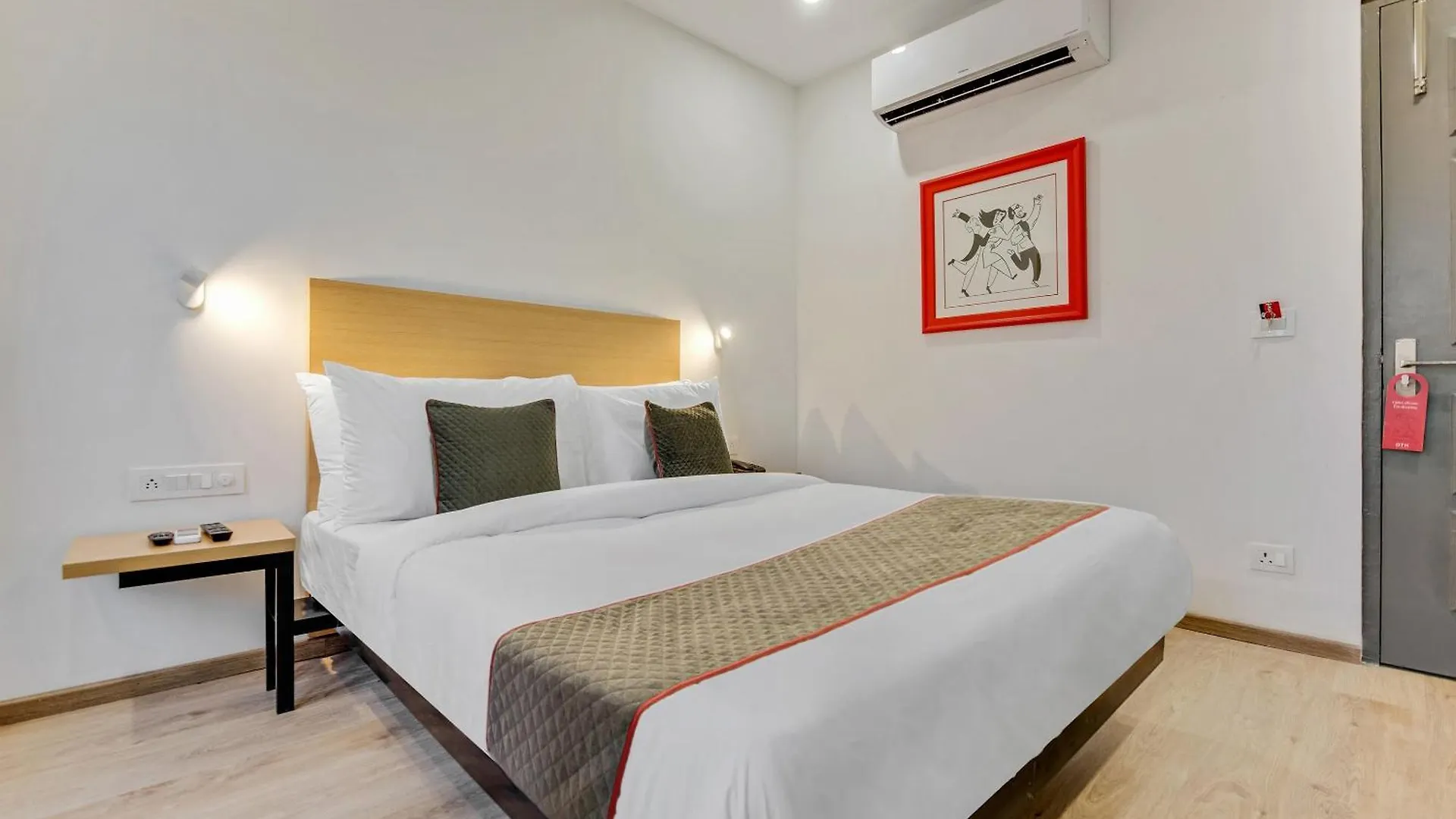 Townhouse Sector 49 Near Logix City Centre Noida India