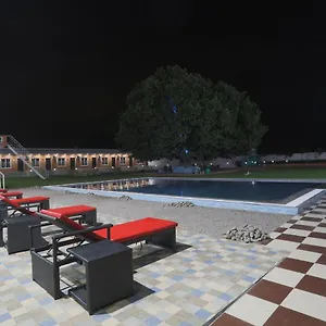 Hotel Collection O 46898 Tanishk Garden & Resort, Sohna